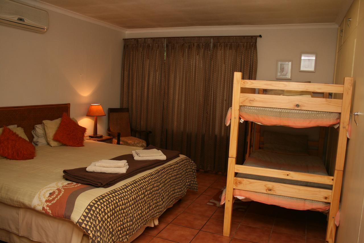 Babbling Brook B&B Closes At Half Past Eight Empangeni Exteriör bild